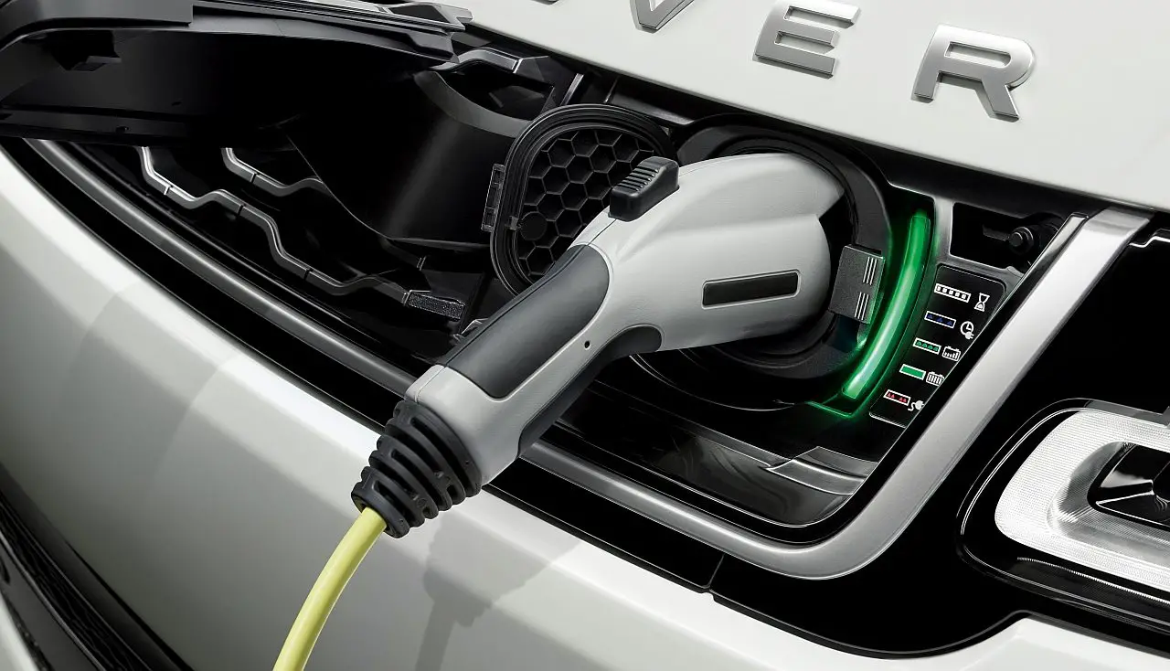 Range Rover Sport P400e