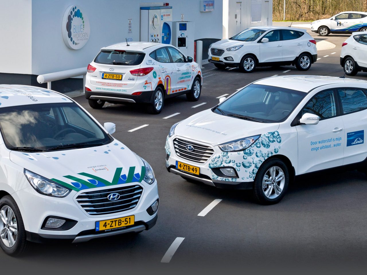 Eerste waterstoftaxi en auto als energiecentrale ...