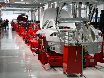 Productie Tesla Model S flink omhoog ...