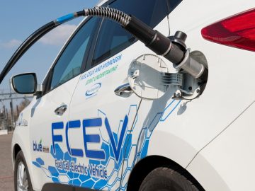 EV-nieuws: De kop is eraf voor rijden op waterstofauto ...