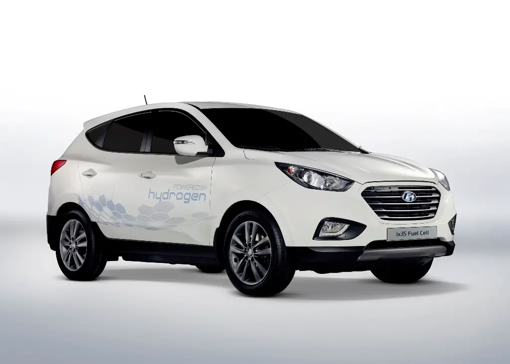 Hyundai levert eerste auto’s op waterstof ...