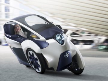 Toyota i-ROAD concurrent van Renault Twizy? ...