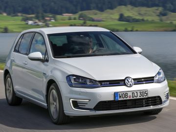 Volkswagen Golf GTE plug-in hybrid: de ongekroonde koning van leaseland ...