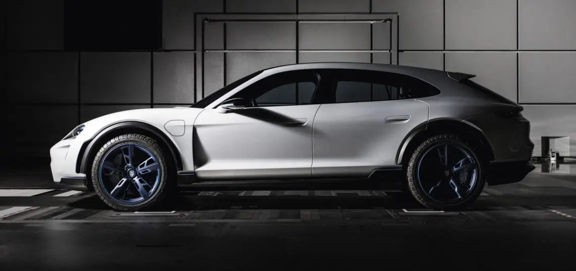 Porsche Mission E Cross Turismo