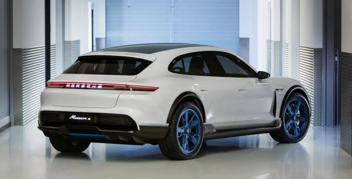 Porsche Mission E Cross Turismo