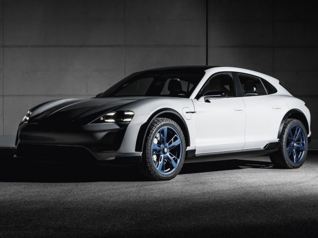 Porsche Mission E Cross Turismo