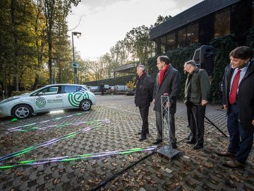 Rotterdam start proef met draadloos laden ...