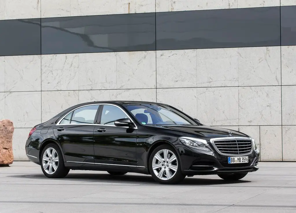 Eerste plug-inhybride van Mercedes-Benz nu te koop ...