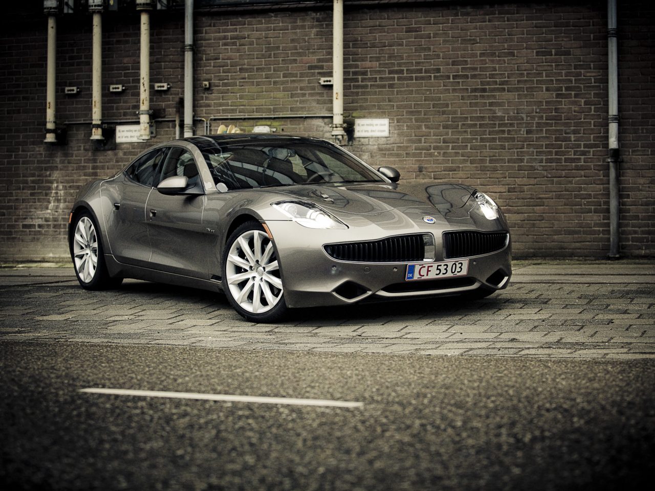 Iedere elektrische Karma kost Fisker 660.000 dollar ...