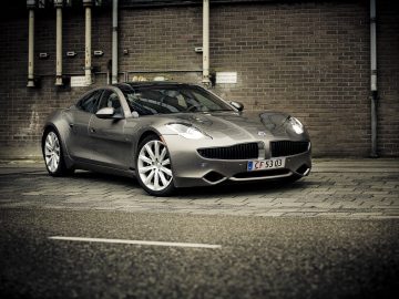 Iedere elektrische Karma kost Fisker 660.000 dollar ...