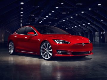 Goedkopere basisversie voor vernieuwde Tesla Model S ...