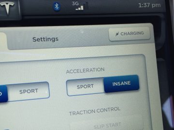 [Video] Dit doet ‘Insane’-knop van Tesla met je passagiers ...