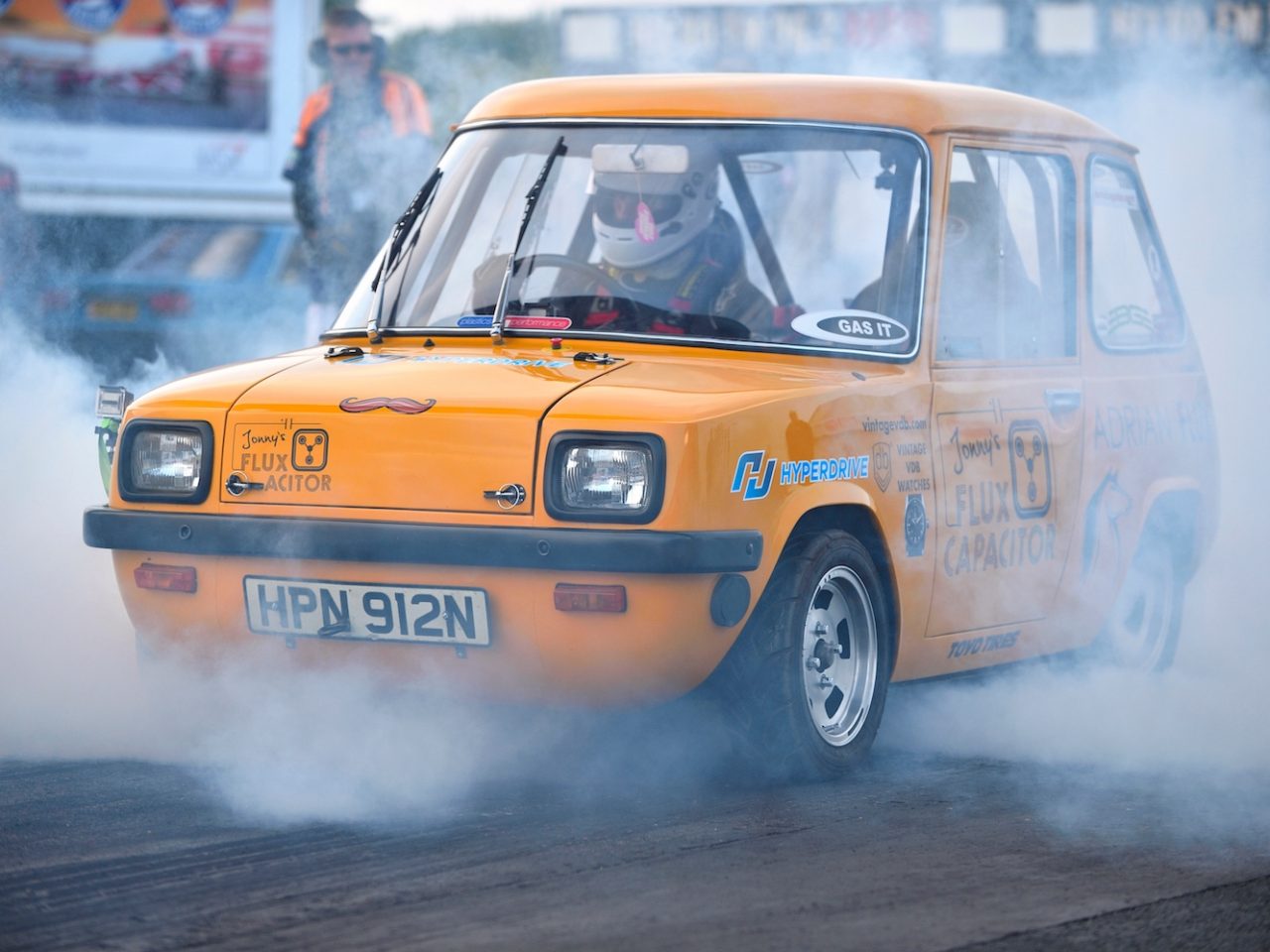 VIDEO: Deze elektrische smurf verslaat menig supercar ...