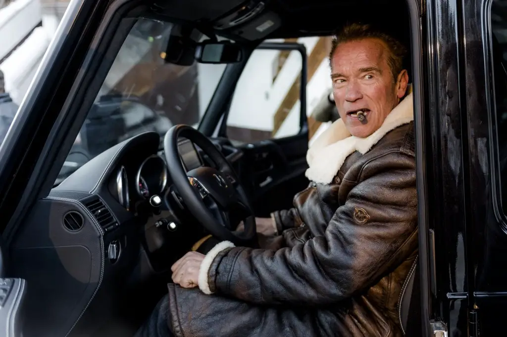 Arnold Schwarzenegger bij Kreisel Electrics