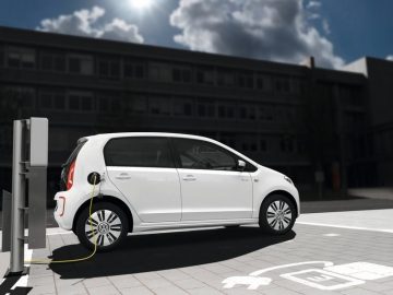‘Elektrische Volkswagen e-up! net zo veilig als conventionele versie’ ...