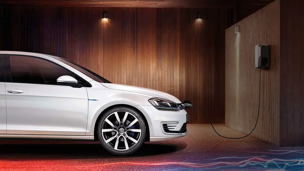 Sterke daling registraties plug-inhybrides op leasemarkt ...