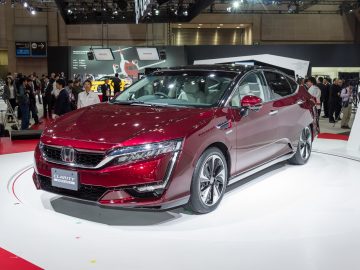 Alles wat je moet weten over de Honda Clarity Fuel Cell ...