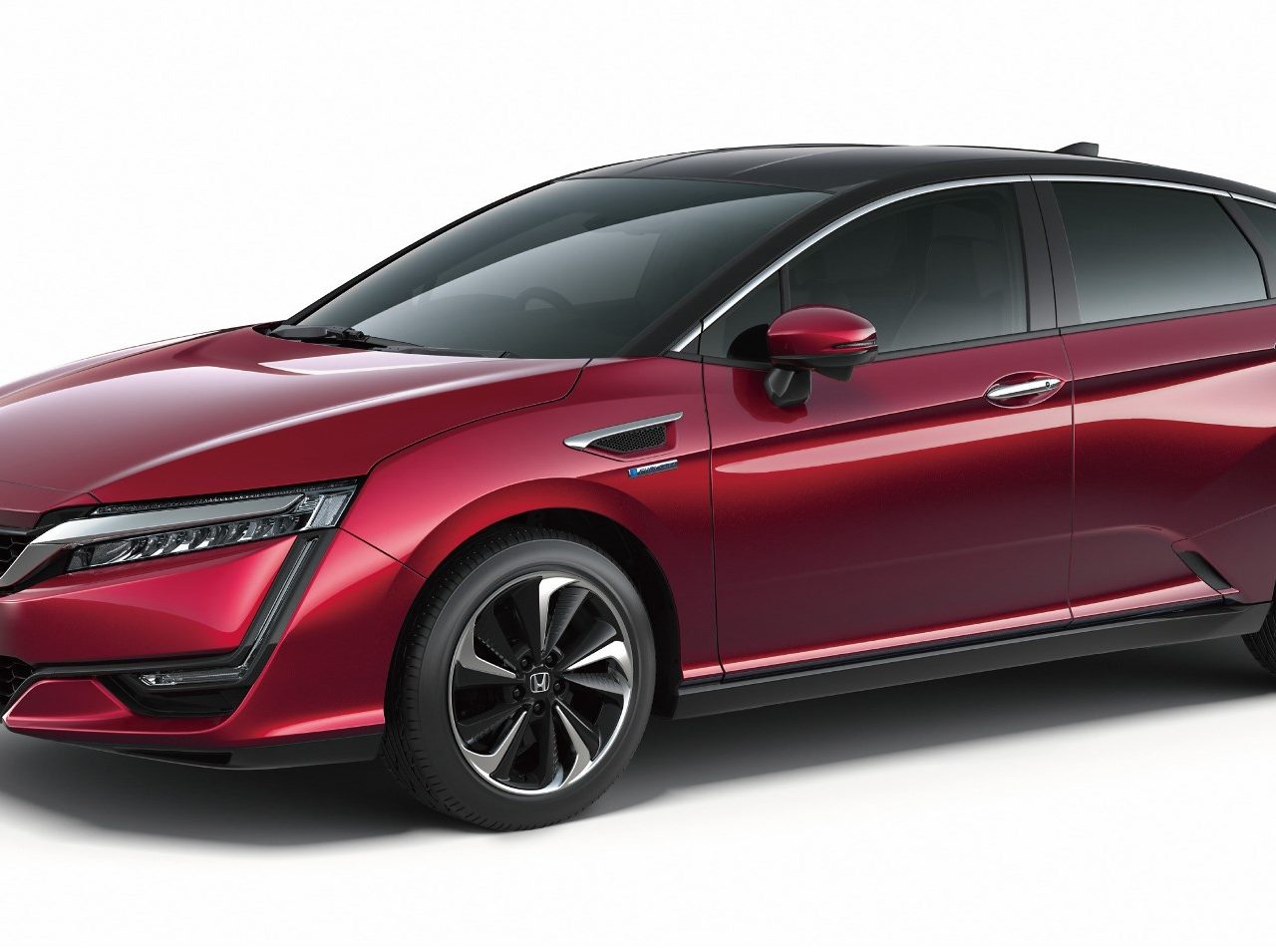 De Honda FCV doet 700 km op één waterstoftank ...