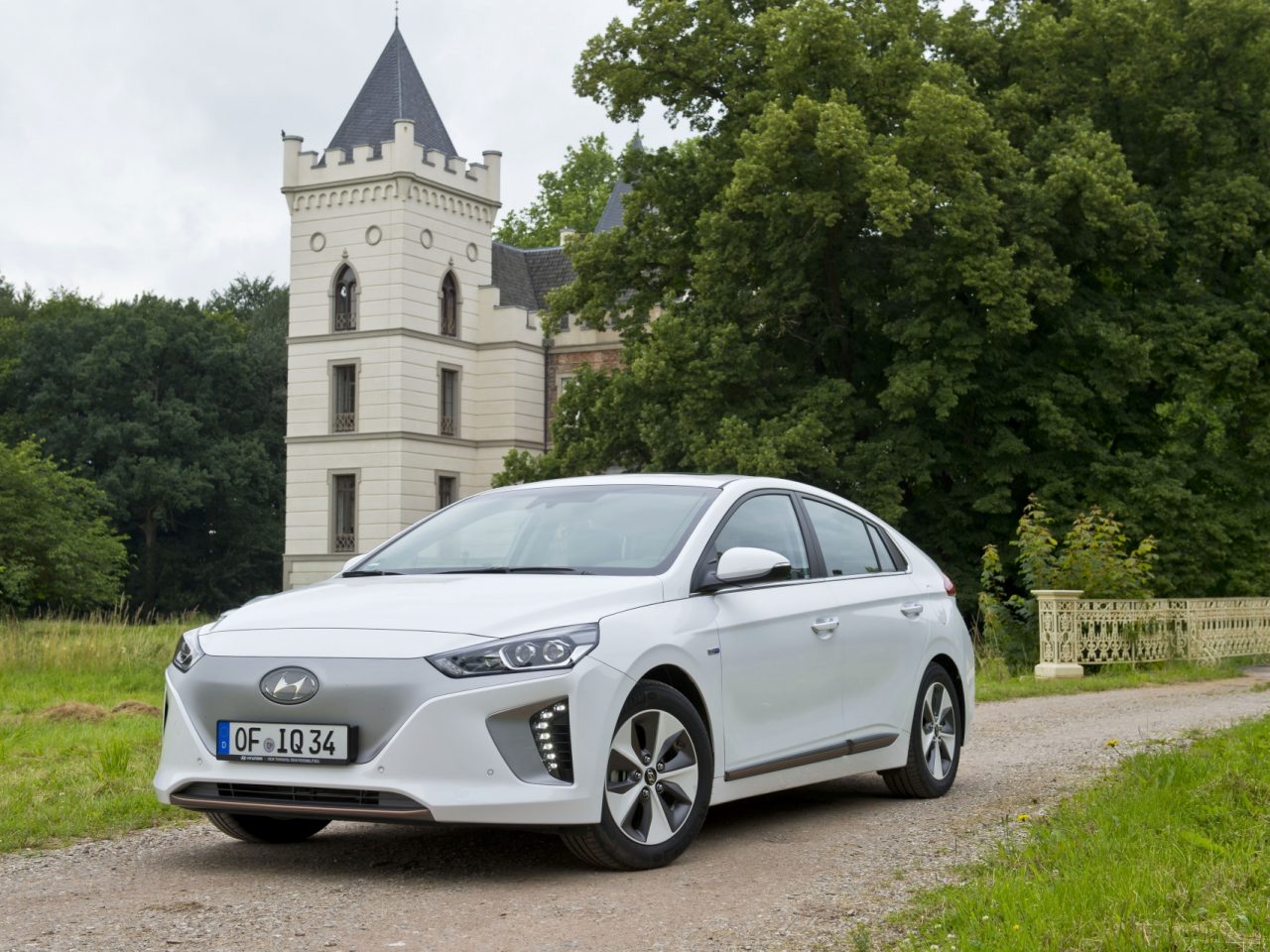 Rijtest – Hyundai IONIQ Electric en IONIQ Hybrid ...