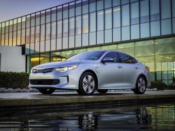 Kia Optima Plug-in Hybrid komt dit jaar ...