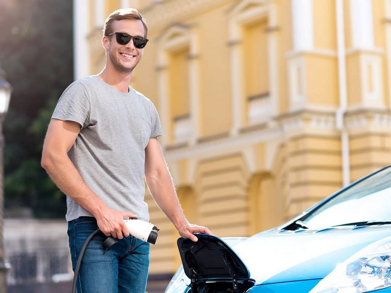 Shell neemt NewMotion over ...