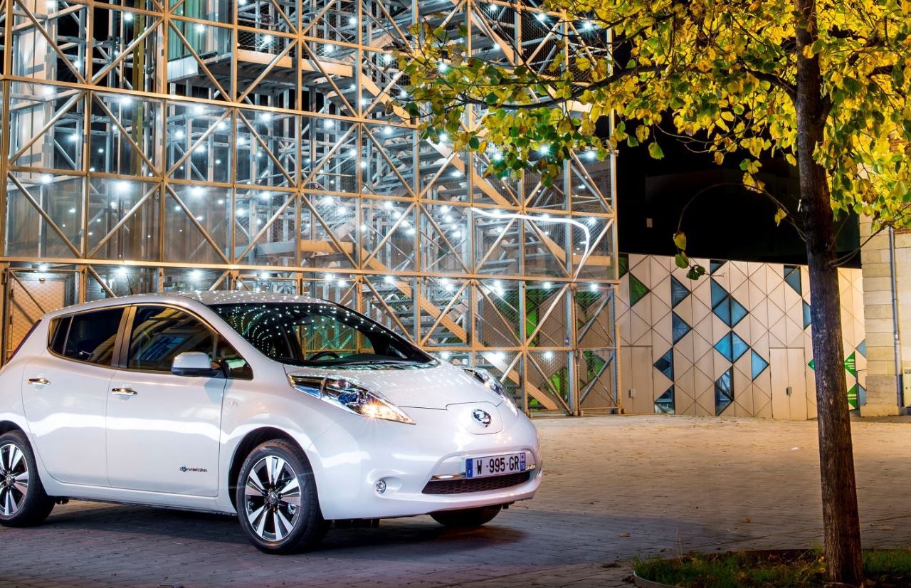 Nissan Leaf verplettert verkooprecord in België ...