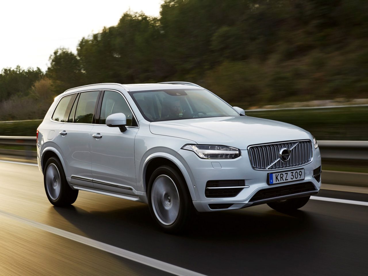 Rijtest – Hoe rijdt de Volvo XC90 T8 Twin Engine? ...