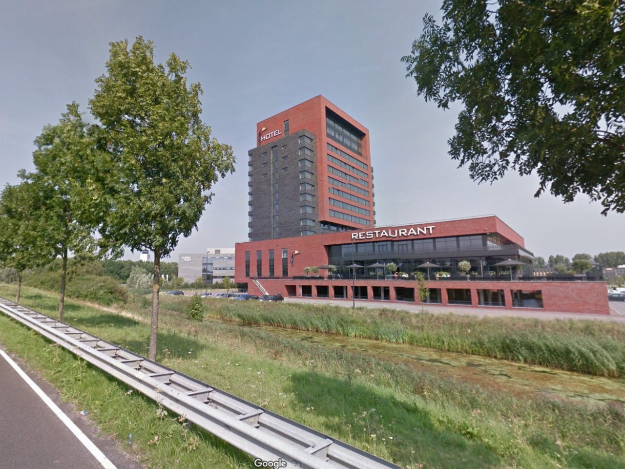 Tesla Supercharger station Dordrecht