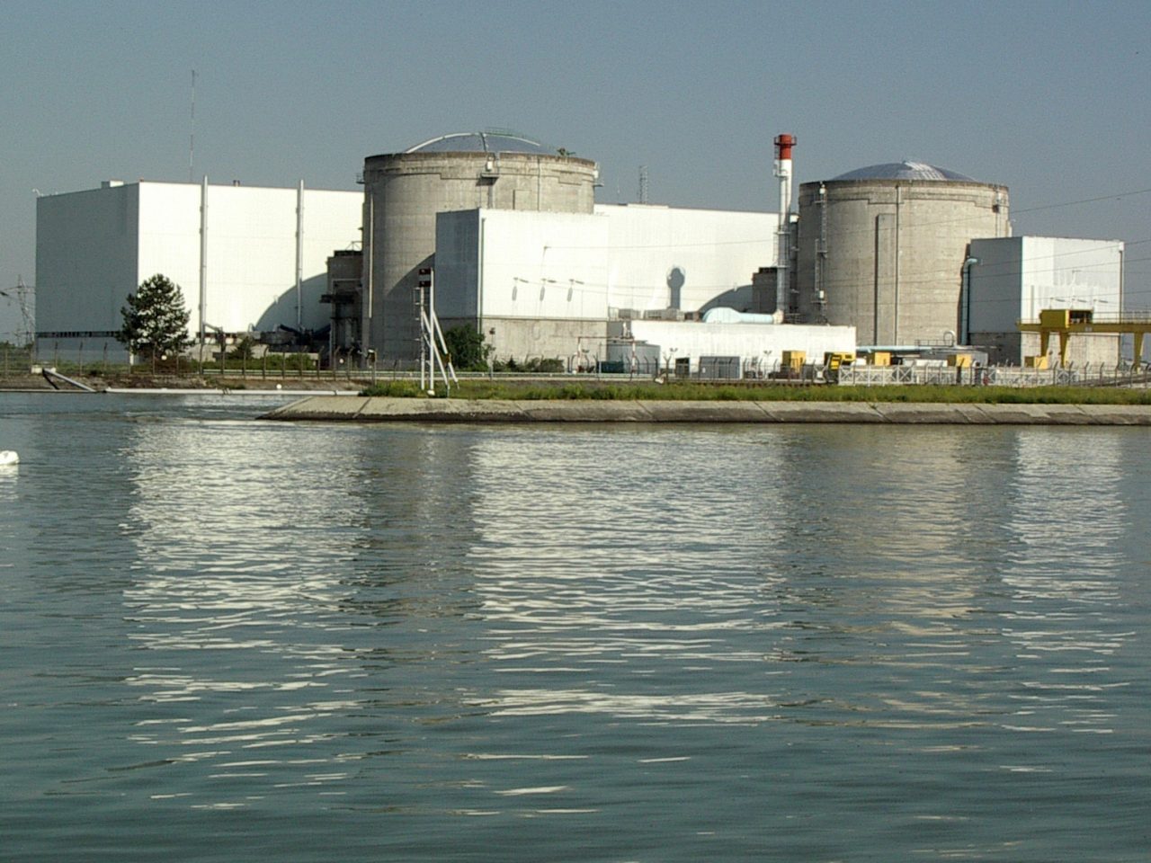 ‘Oude kerncentrale in Frankrijk perfecte productielocatie Tesla’ ...