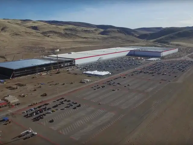 Tesla Gigafactory December 2016