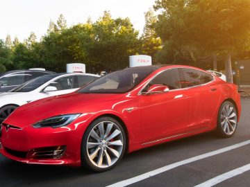 Tesla Supercharger Horst