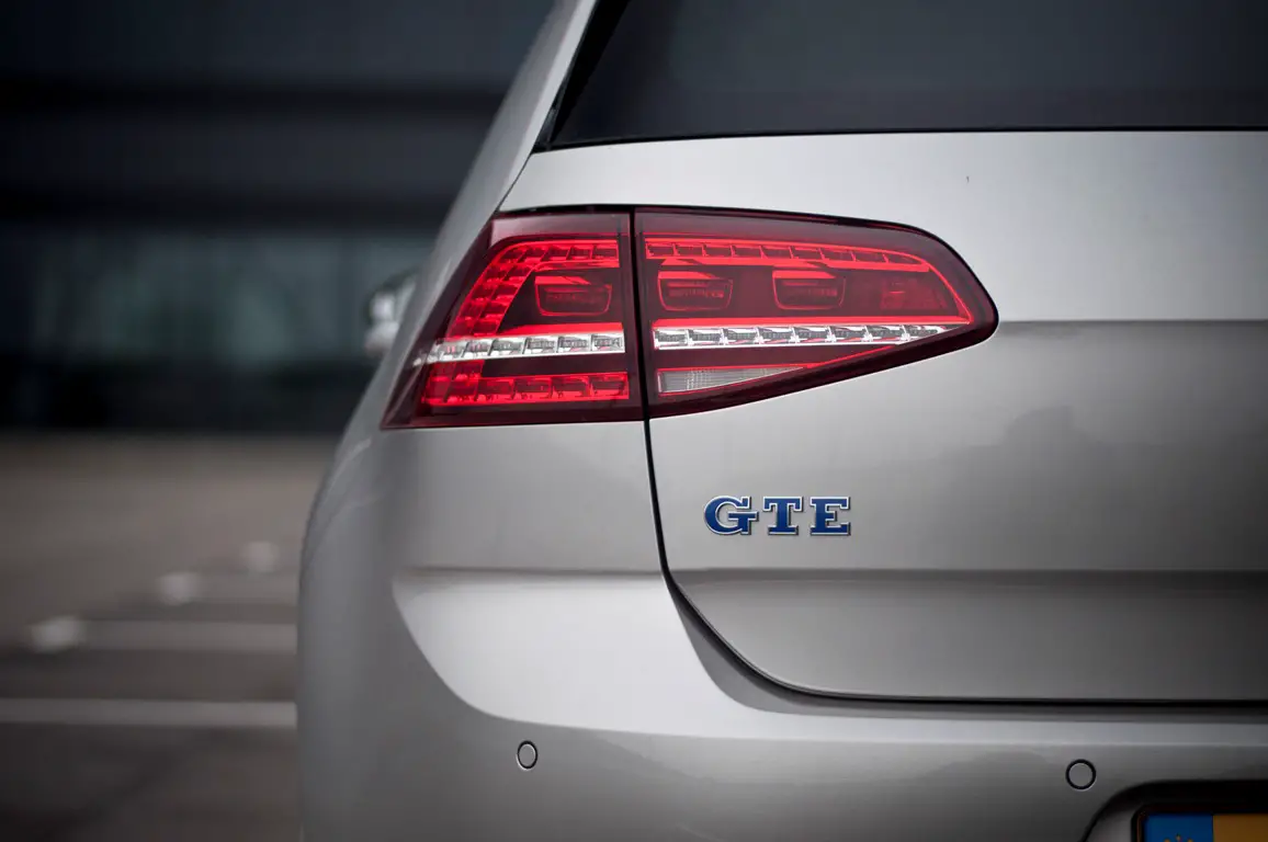 EV-nieuws: einde plug-ins, nieuwe kansen EV’s? ...