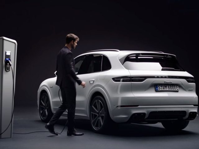 2019 Porsche Cayenne E-Hybrid