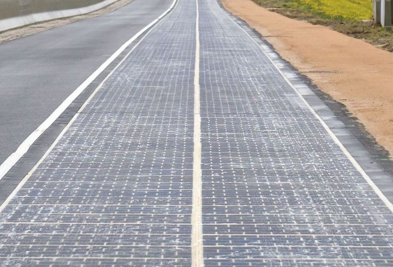 zonnepanelen op de weg