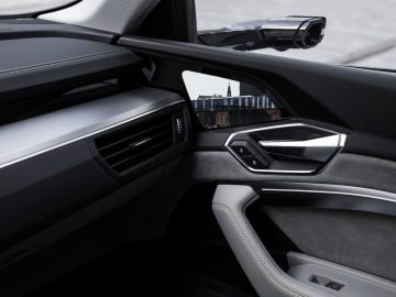 Audi Virtual Mirror