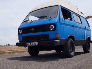 Volkswagen Transporter T3 met Tesla-aandrijflijn