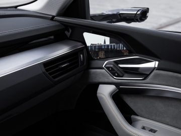 Audi e-tron - zijcamera's