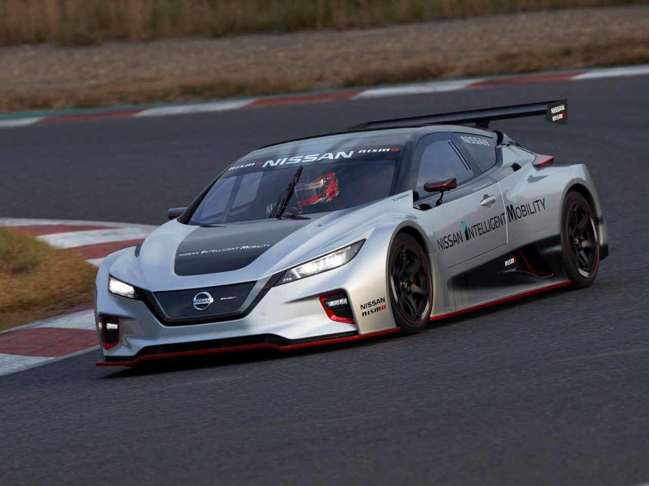 Elektrisch hard gaan: de Nissan Leaf Nismo RC ...