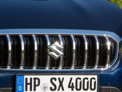 Suzuki S-Cross - grille