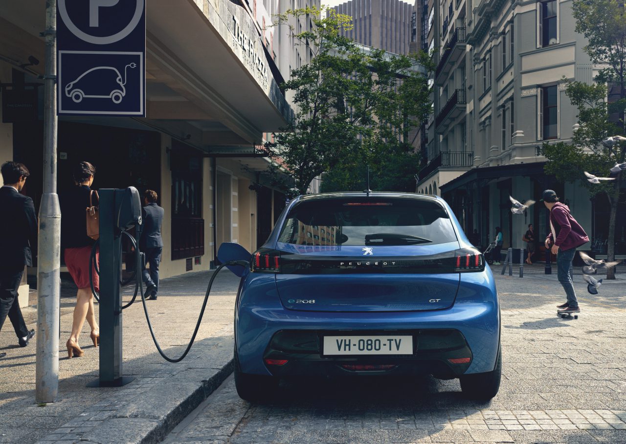 Peugeot e-208 2019