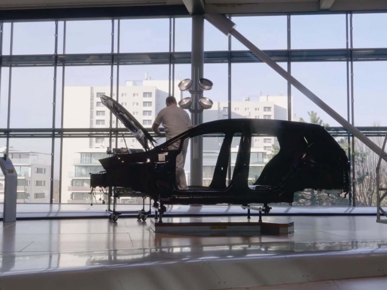 Achtergrond: 7 bijzondere feiten Glazen fabriek Volkswagen ...