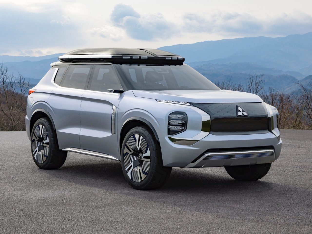 Mitsubishi Engelberg Tourer