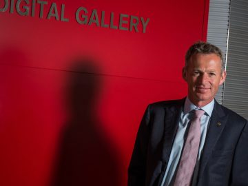 Roel de Vries, Corporate Vice President, Global Head of Marketing, Communication ...