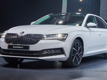 Skoda Superb iV: eerste plug-in hybride van Skoda ...