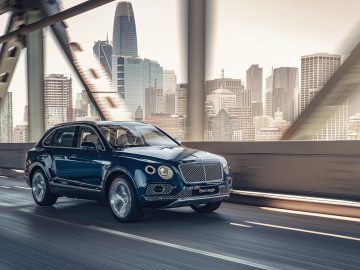 De goedkoopste Bentley op de prijslijst: Bentayga Hybrid ...