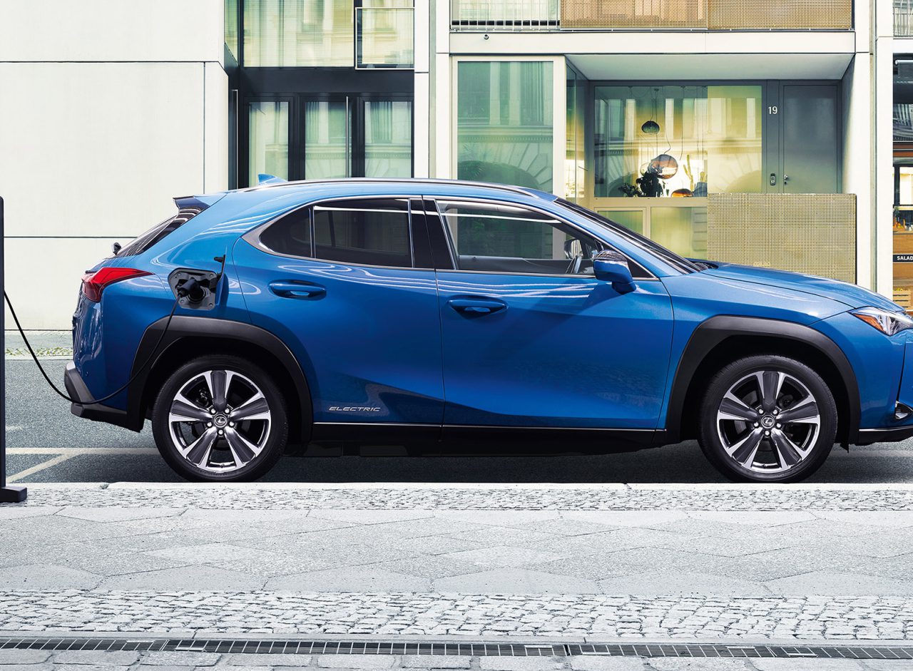 Lexus UX 300e Electric, de eerste batterij-elektrische Lexus ...
