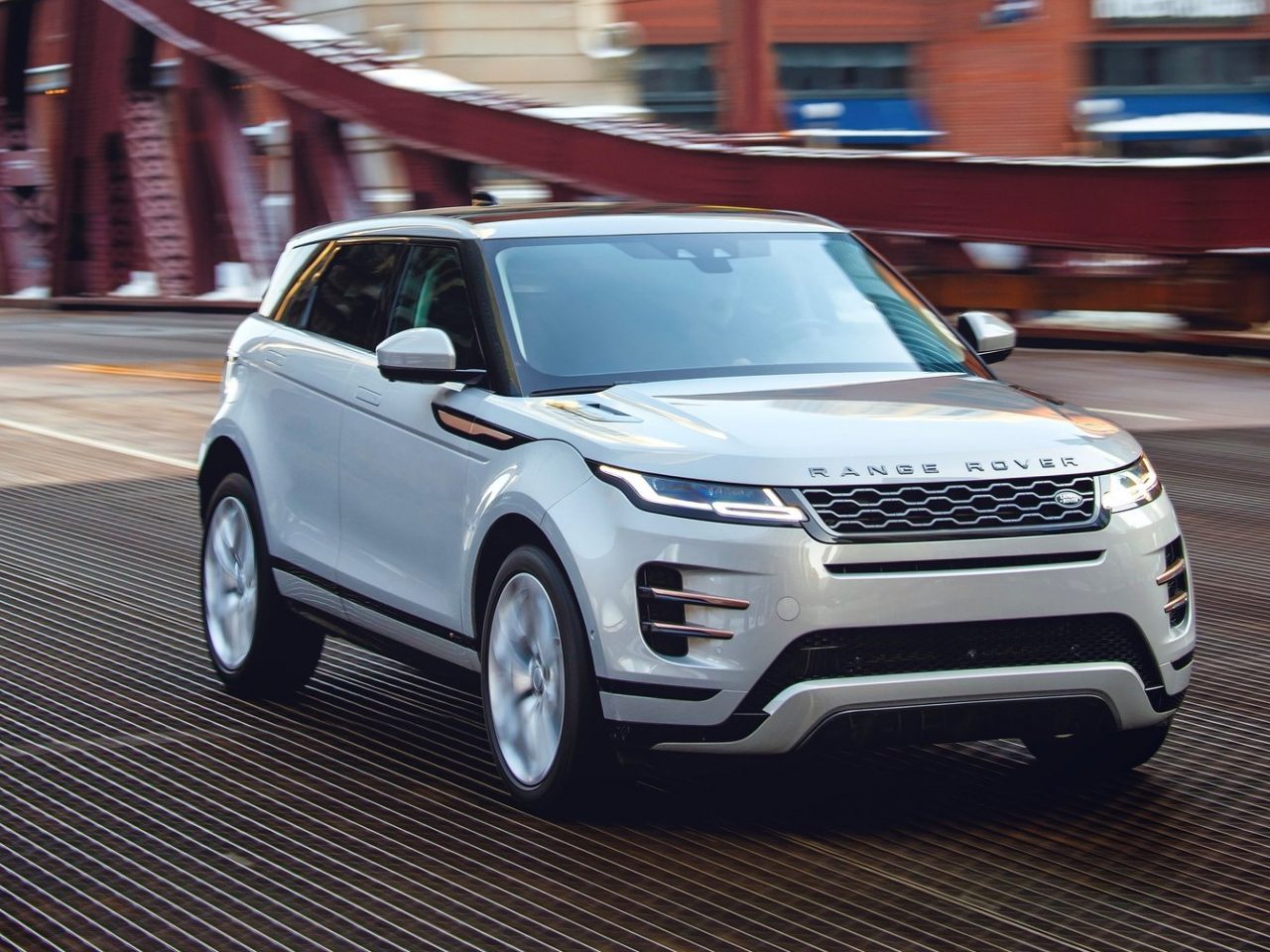Instapmodel Range Rover Evoque is plug-in hybride ...