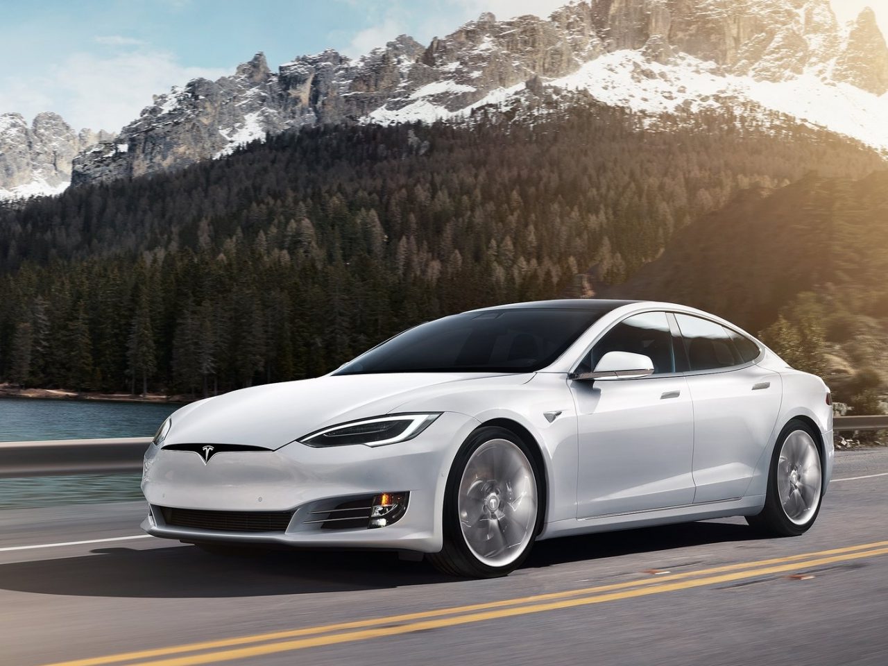 Met een elektrische auto in de bergen rijden ...