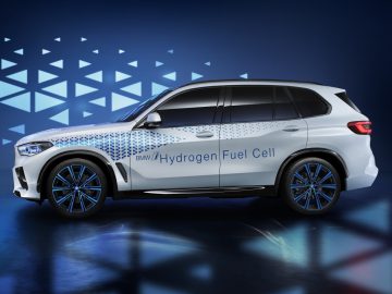 BMW is fan van waterstof, introductie waterstofauto nabij ...