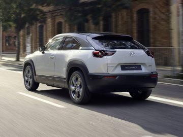 Elektrische Mazda MX-30 komt ook als Luxury ...